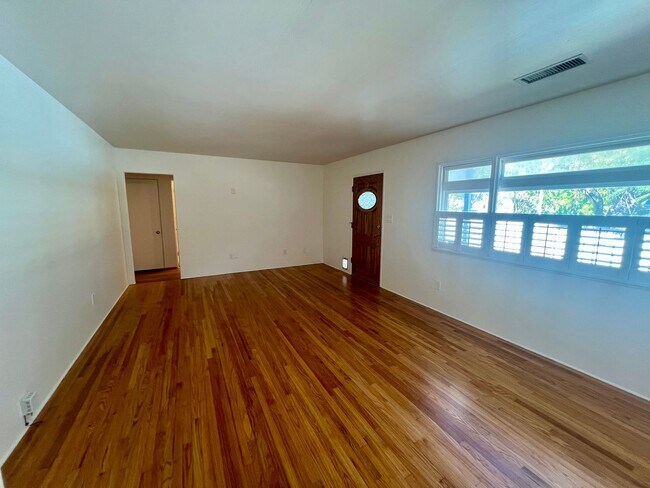 Building Photo - 1843 Fortuna Ave