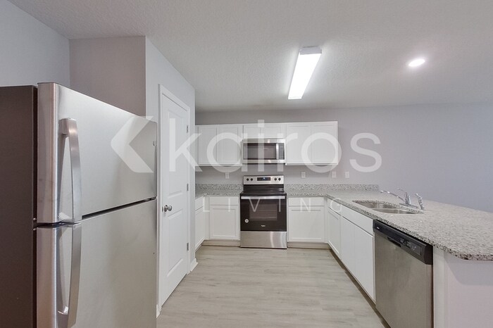 Building Photo - 2799 W Sheila Dr