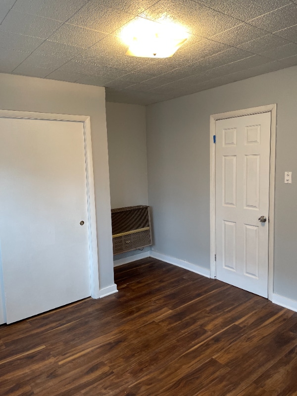 Building Photo - 320 Callan Ave