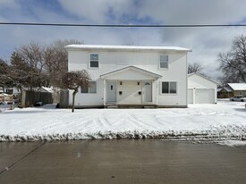 Building Photo - 216 17th St