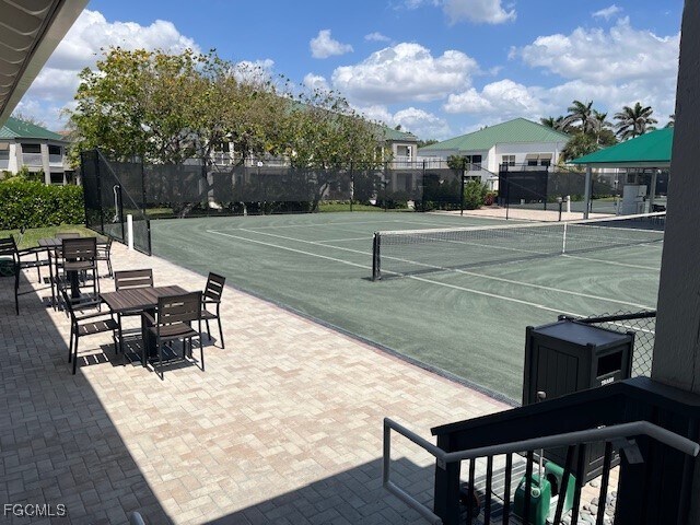 Building Photo - 340 Horse Creek Dr