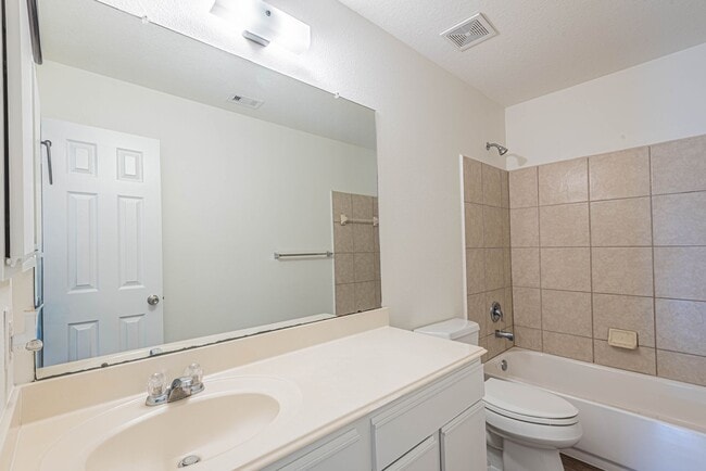 Building Photo - 16836 Northern Flicker Trail