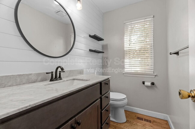 Building Photo - 16610 Green Needle Ct