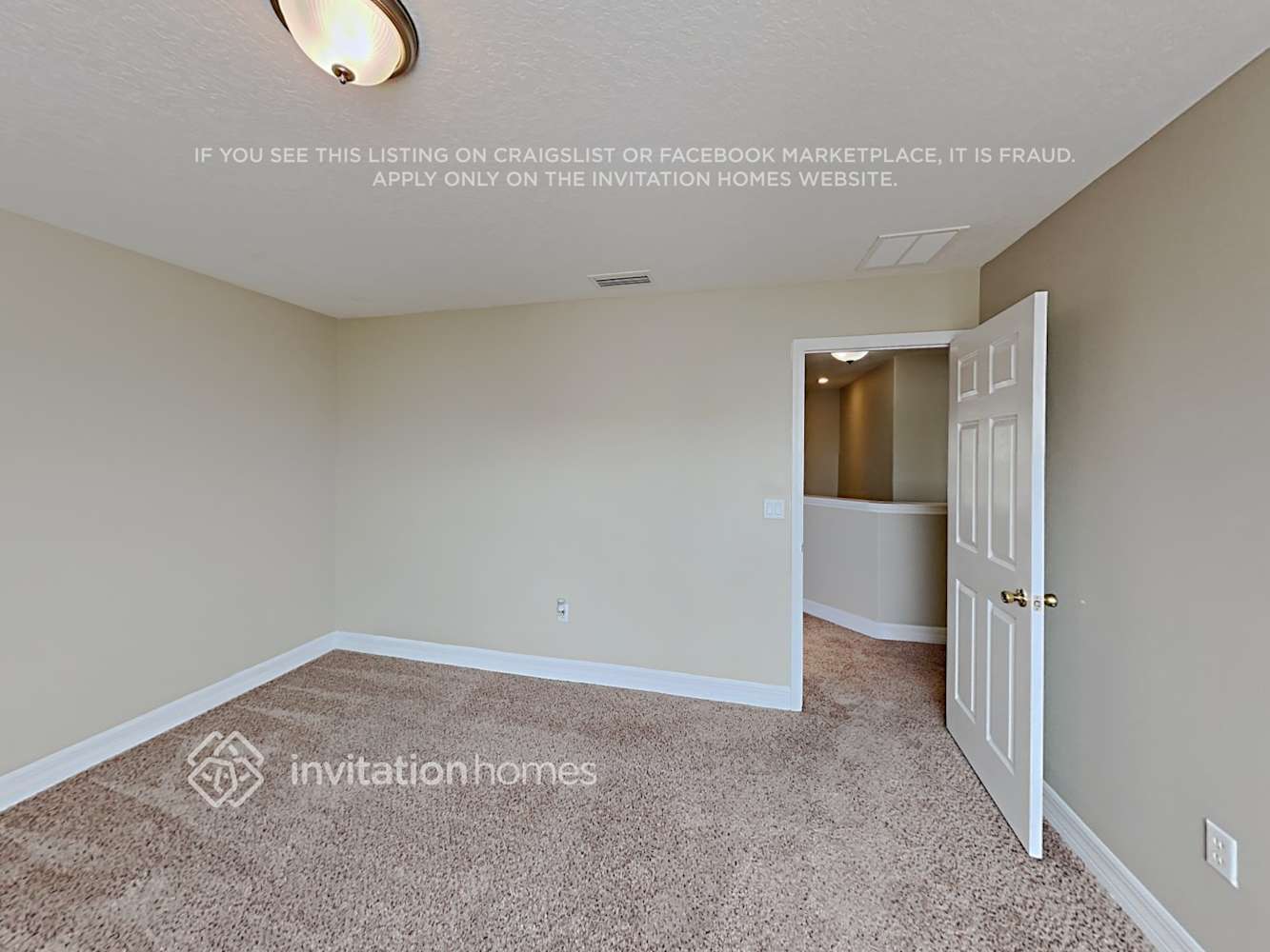 Building Photo - 16106 Bridgepark Dr