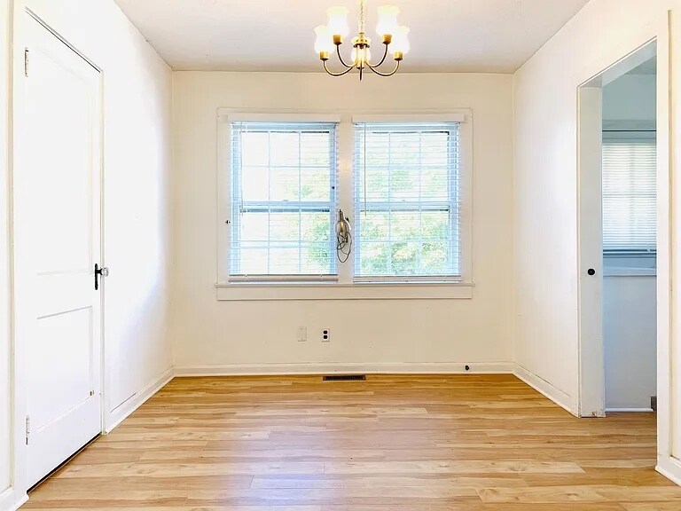 Building Photo - 1745 Allen Ave