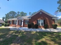 Building Photo - Beautiful home in Cypress Lakes in Lake Park