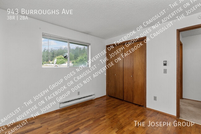 Building Photo - 943 Burroughs Ave