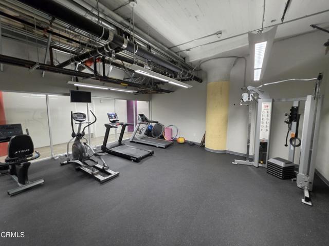Building Photo - 200 N San Fernando Rd