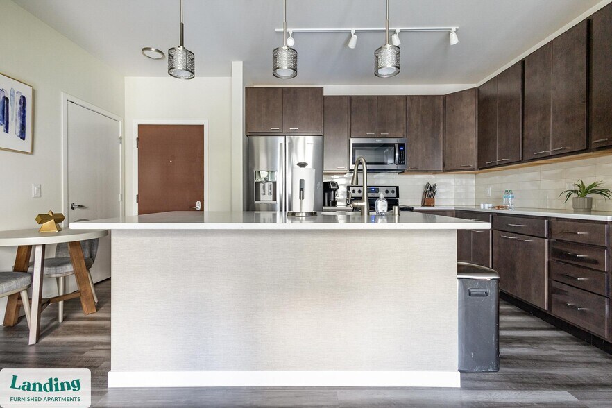 Building Photo - 11221 Synergy Dr