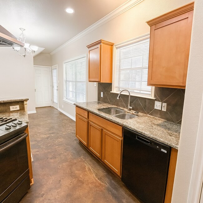 Building Photo - 408 Nelray Blvd