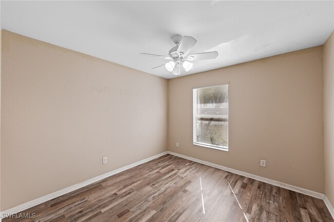 Building Photo - 841 SE 8th Terrace