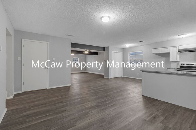 Building Photo - 7012 Candlewick Ct