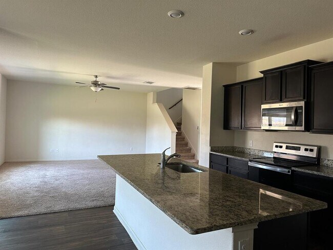 Building Photo - 225 Allington Cir