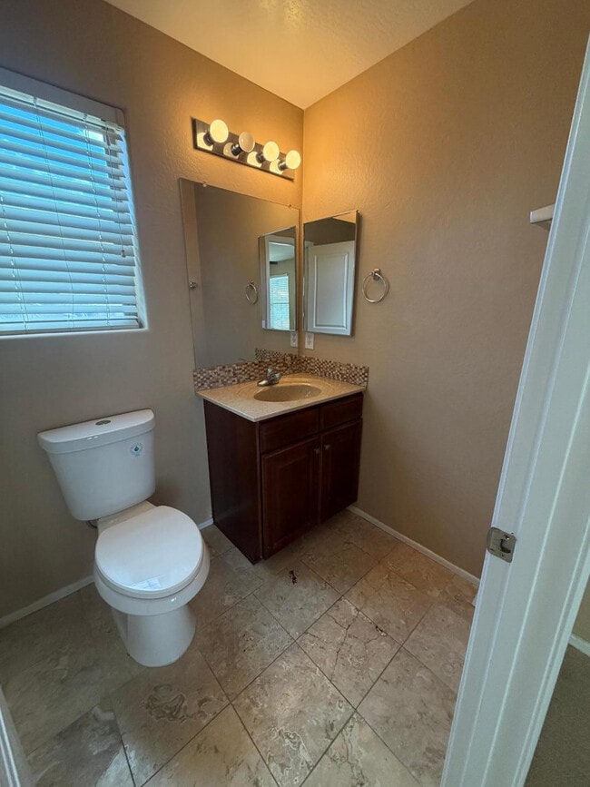 Building Photo - 3436 E Casa Mader Dr