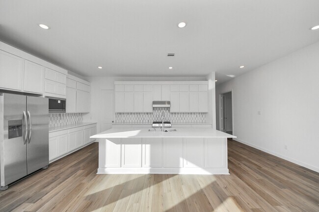 Building Photo - 32031 Victoria Meadow Dr