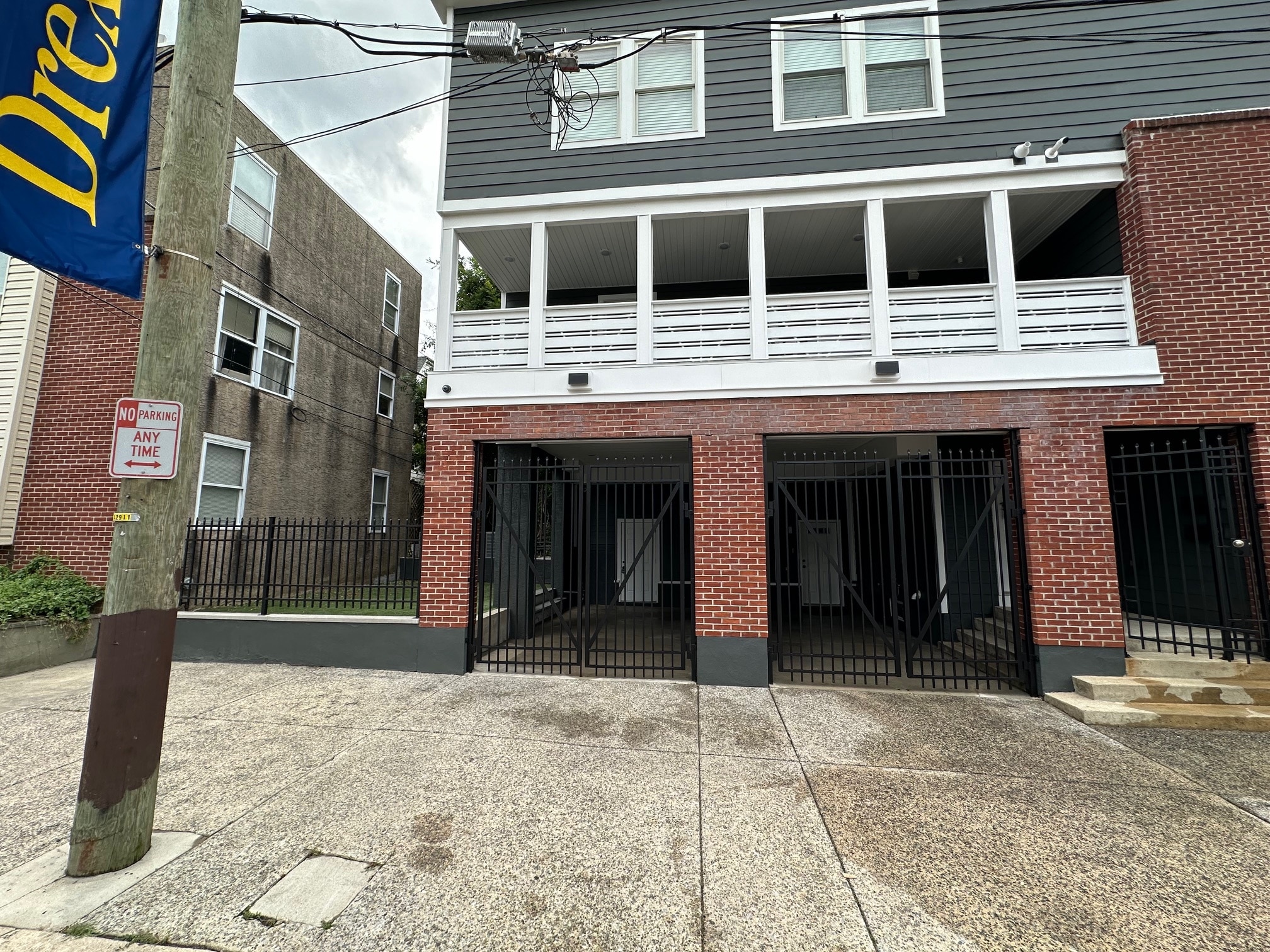 Building Photo - 256 N 32nd St