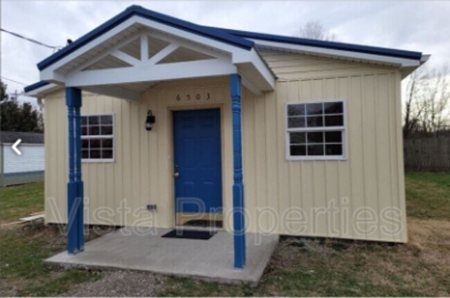 Building Photo - 40216