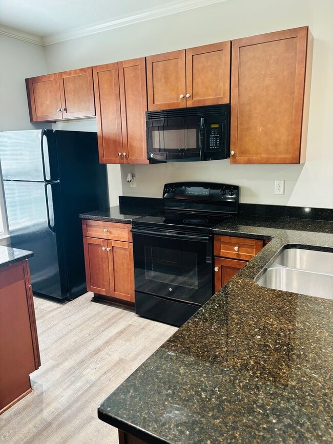 Building Photo - Adderman Point- 1 bed/1 bath Apartment