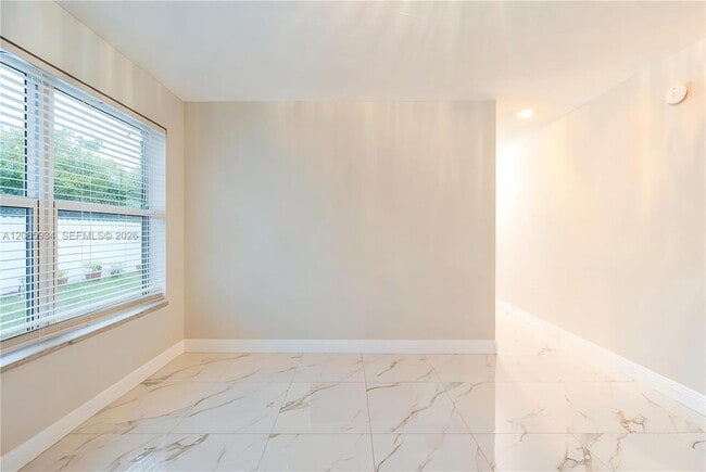 Building Photo - 1600 N 68th Ave