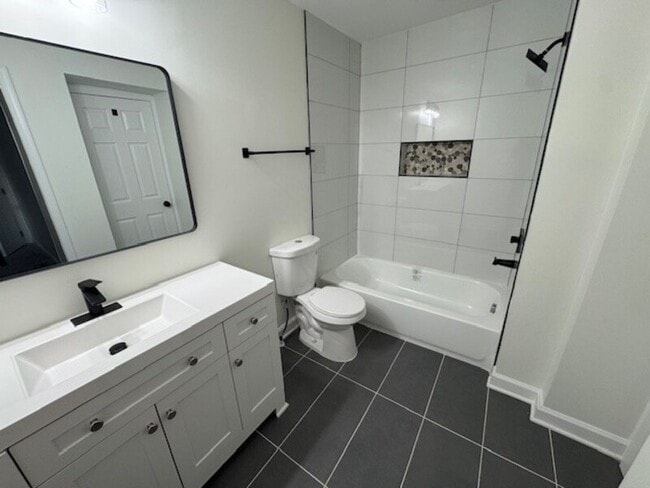 Building Photo - 1922 N Bentalou St