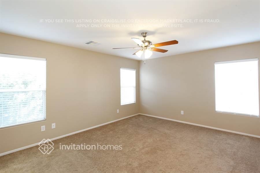 Building Photo - 5000 Diamond Ranch Ave