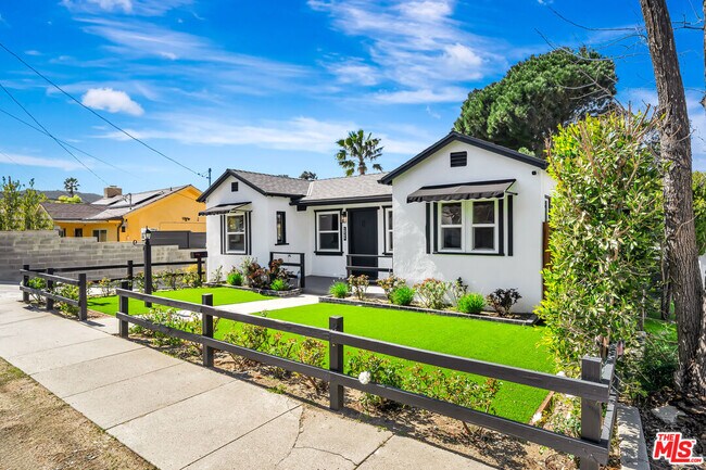 Building Photo - 10509 Wilsey Ave