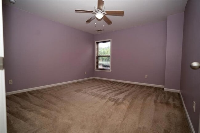 Building Photo - 2412 Harpers Way