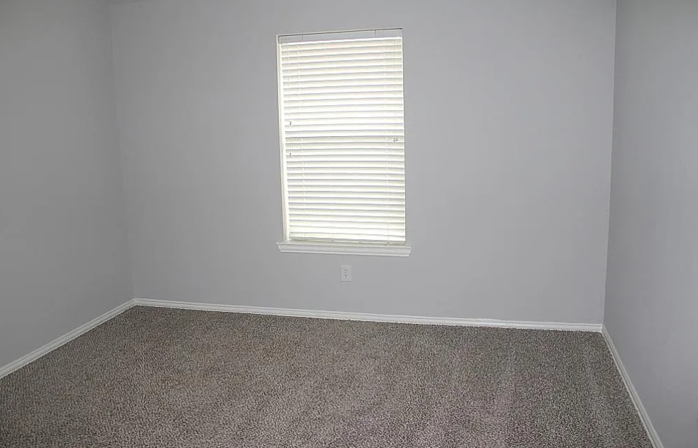 Building Photo - 2616 Cascade Cove Dr