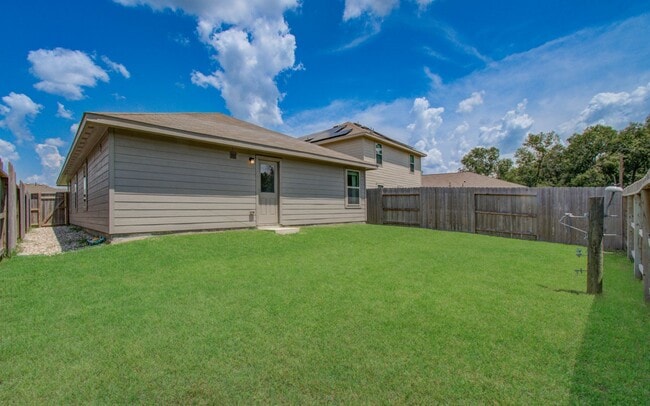 Building Photo - 20966 Zuccala Dr