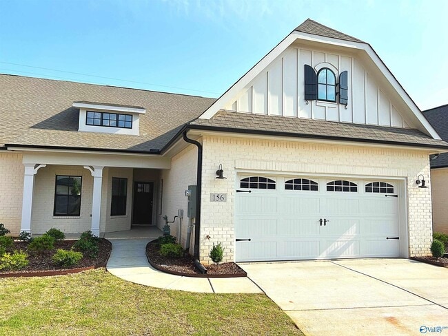 Building Photo - 156 Rugby Dr