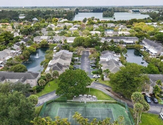 Building Photo - 6950 SW 55th Terrace E