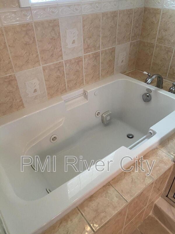 Building Photo - 12588 Fish Hawk Ln