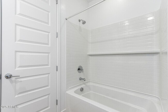 Building Photo - 3113 S 156th Ave