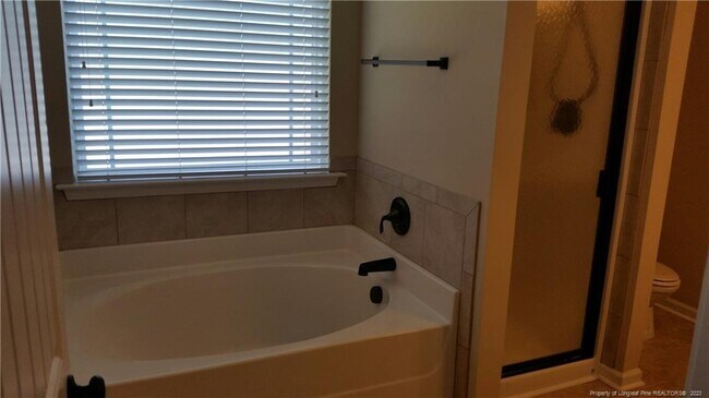 Building Photo - 100 Burr Oak Cir