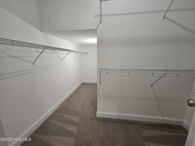 Building Photo - 1819 Fox Den Way
