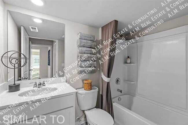 Building Photo - 1120 Northview Dr