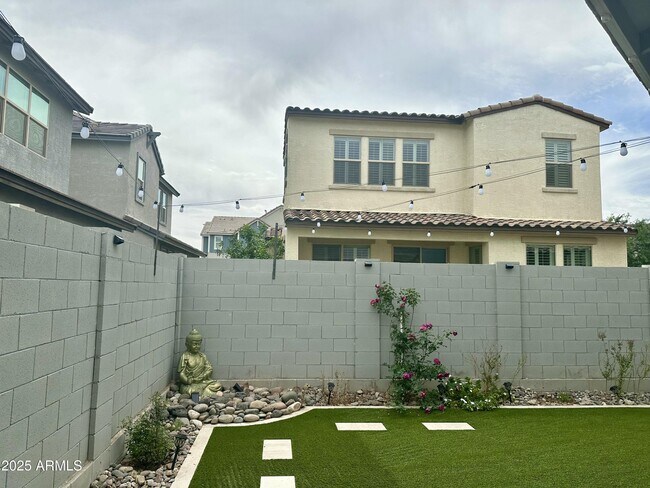 Building Photo - 4839 S Ferric