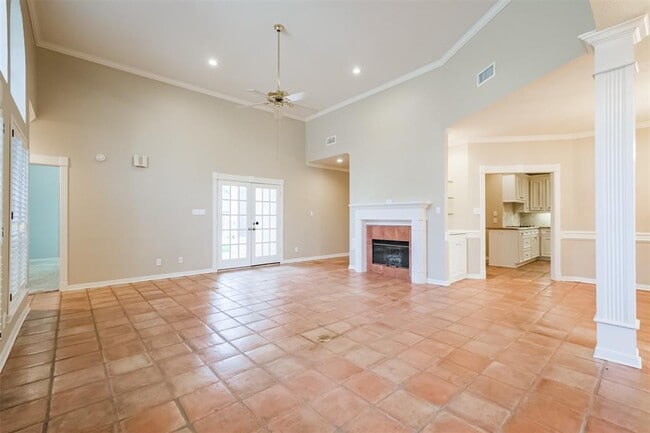 Building Photo - 19807 Excalibur Ct
