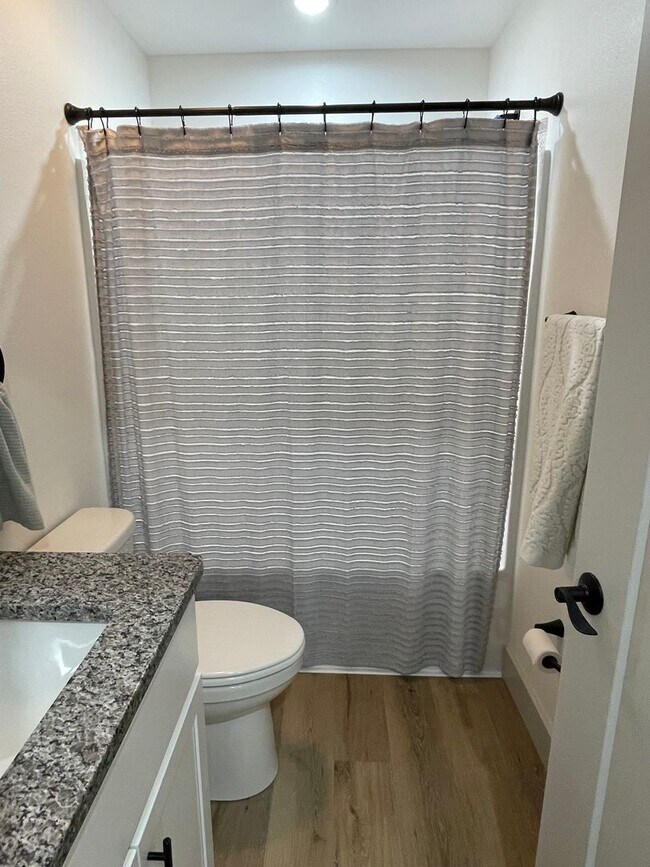 Building Photo - Built in 2025 3 Bed 2 Bath FOR RENT