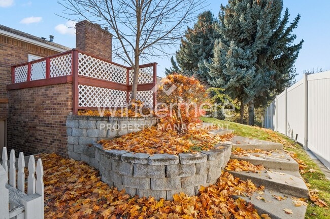 Building Photo - COMING SOON 05/07/2026!! Sundance Brick Rancher on CuldeSac