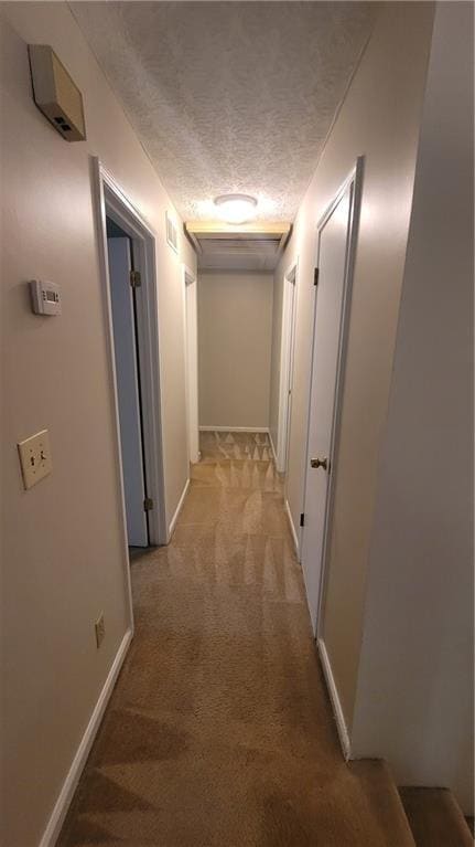 Building Photo - 4621 Kings Crossing Dr NE