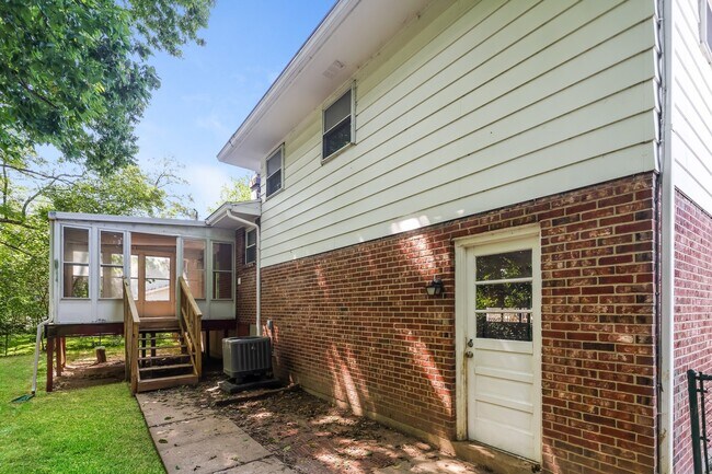 Building Photo - 5420 Autumn Pl
