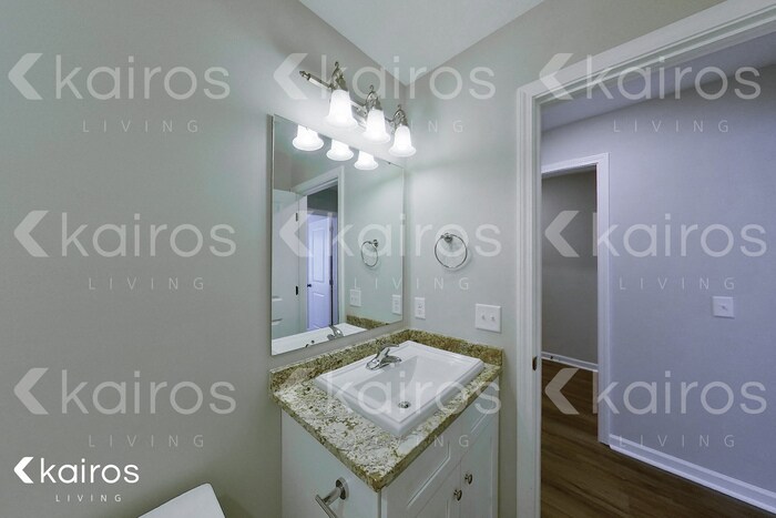 Building Photo - 11 Cottage Grove Dr