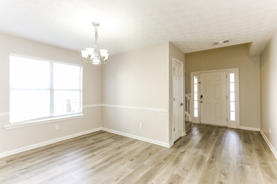 Building Photo - 260 Toffee Ct