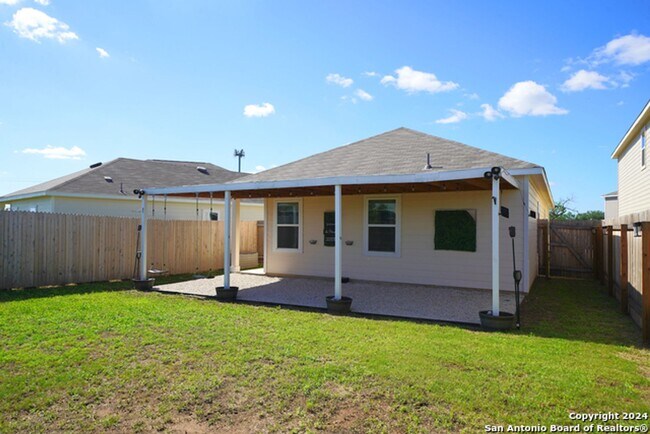 Building Photo - Charming Home Now Available in the Liberte...