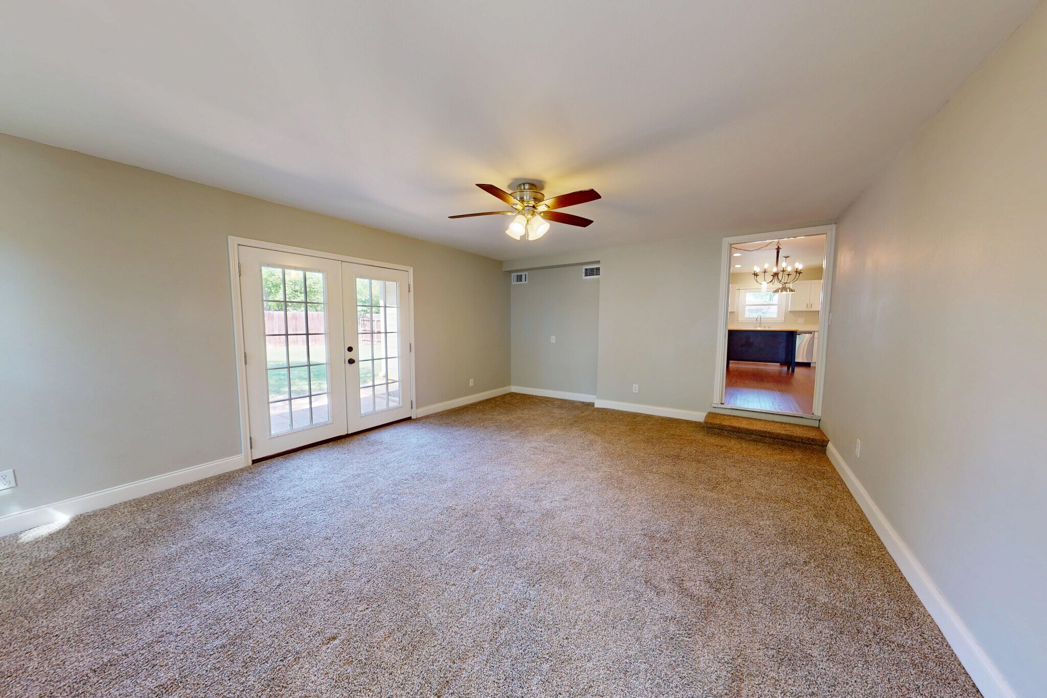 Family Room - 1901 11th St