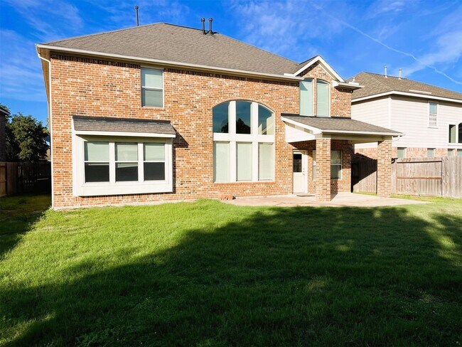 Building Photo - 26311 Meadow Dawn Ln