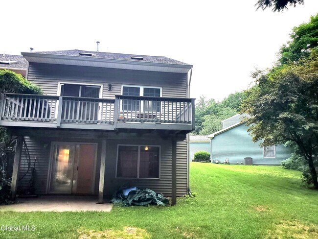 Building Photo - 7318 Vic Ct