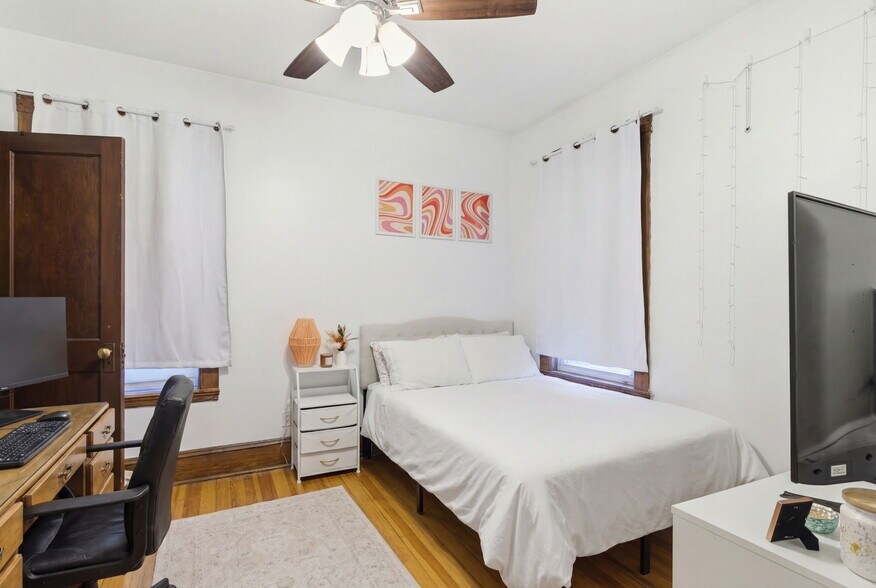 Building Photo - 24 Darling St