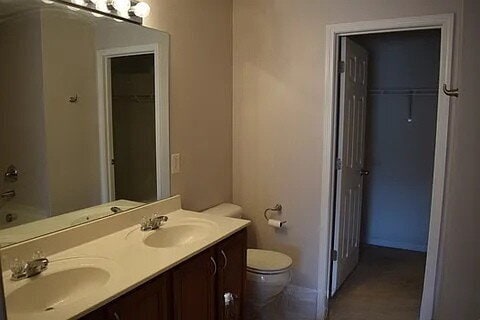 Building Photo - Charming 3-Bedroom Home in Brentwood with Spacious Layout and Modern Comforts!